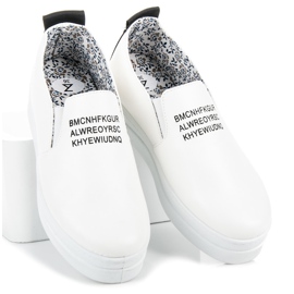 Mckeylor Slip-on sneakers på plattformen vit 1