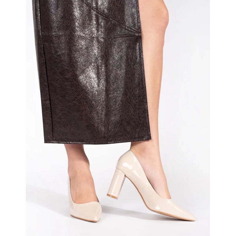 Seastar Eleganta patentbeige pumps med hög klack 1