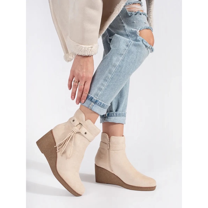 Mocka ljusbeige damstövlar med fransar 2