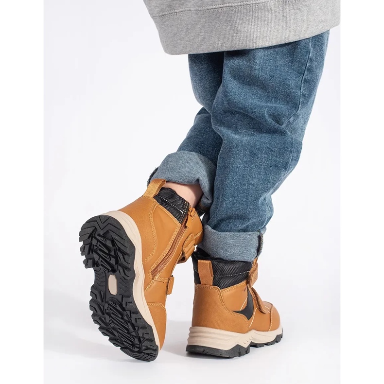 Isolerade pojkstövlar med kardborreband brun 1