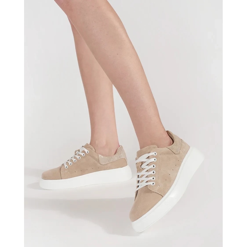 Goodin Beige läder sneakers på en tjock sula 2