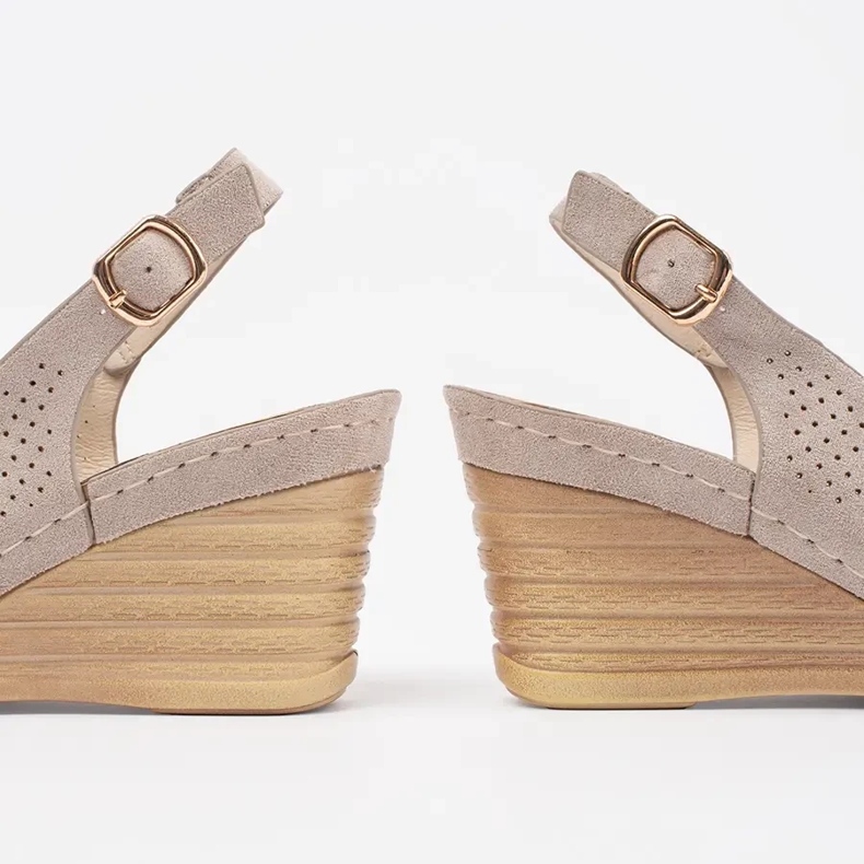 Goodin Beige Openwork Sandals på kil 2