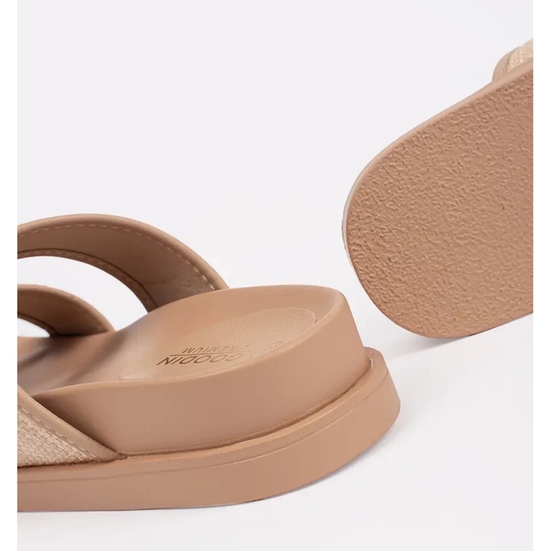 Goodin Beige Women's Flat Flip Flops med spännen 1