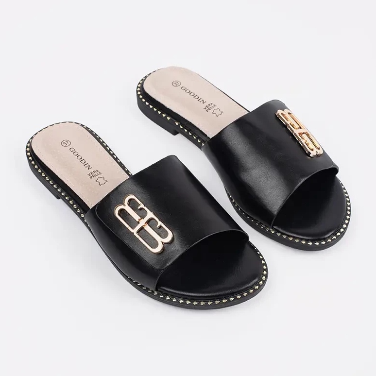 Goodin Svarta kvinnors tofflor på en platt sula med en prydnad 1