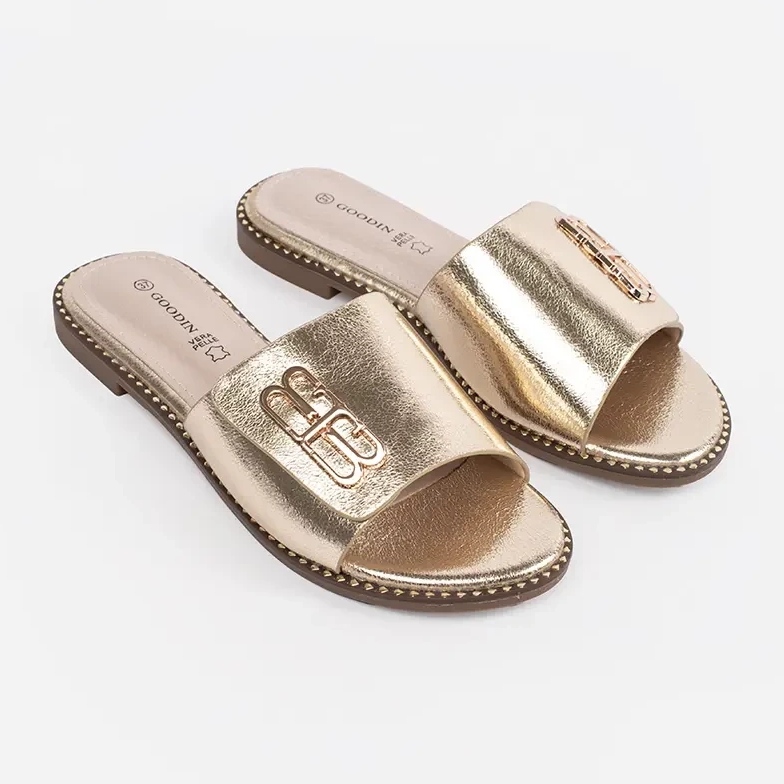 Goodin Golden Women's Flip Flops med en platt sula med en prydnad gyllene 2