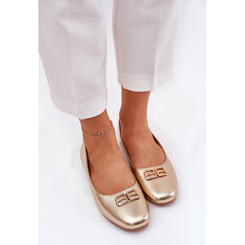 Elegant kvinnors ballerinas med en Vinceza PLN 62206 Golden gyllene 2