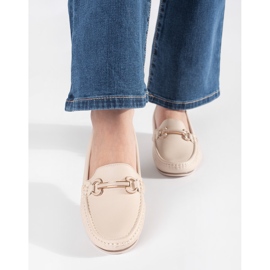 Goodin Beige loafers på en låg kil med en prydnad 3