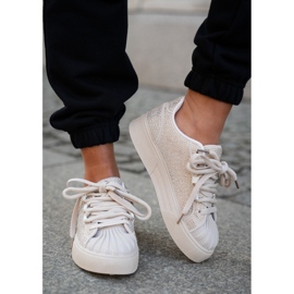 Kvinnors sneakers med dekoration på plattformen beige 3