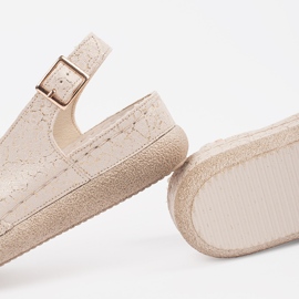 Goodin Beige sandaler med innersula i läder 1