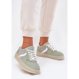 Låga kvinnors sneakers på den gröna plattformen 2