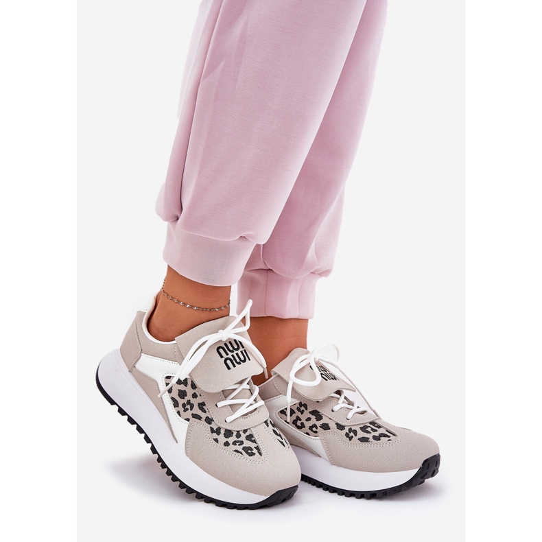 Kvinnors sneakers sportskor på plattformen leopard och vit och beige 1