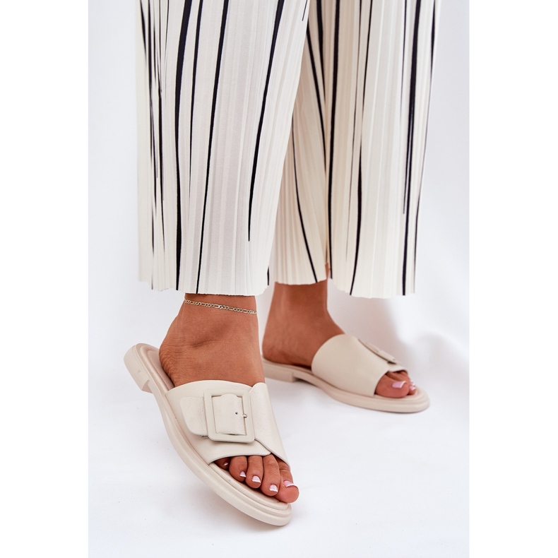 S.Barski Kvinnors läderflip flops med en D&amp;A SJ2302-01 beige spänne 2