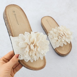 Kvinnors flip flops med blommor Beige Potocki GN17301 1