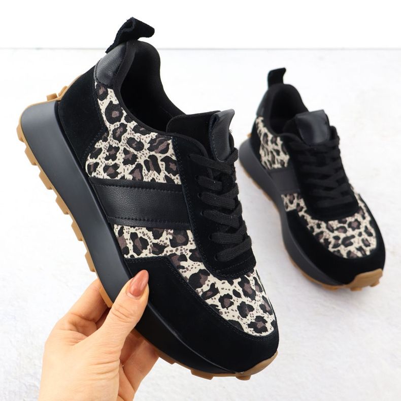 Lädersneakers på Black Leopard -plattformen Vinceza 66793 svart 1