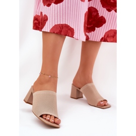 Kvinnors klackar som beige 2