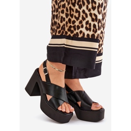 Kvinnors sandaler på posten och plattformen med Eco Leather Black svart 1