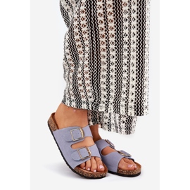 Kvinnors flip flops på en korkplattform med gyllene spännen blå 1