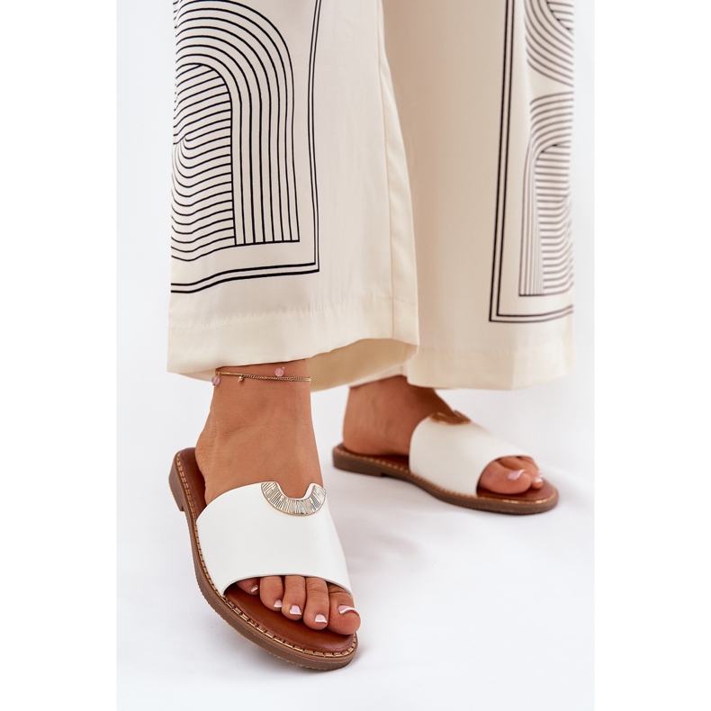 Eco Leather Women's Slippers med dekorativa vita detaljer 2