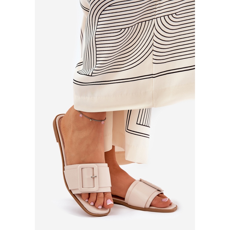 Platt Eco Leather kvinnors sammanfattningar med beige spänne 1