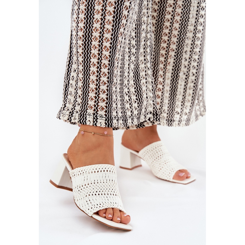 Kvinnors flip flops med vita klackar 2