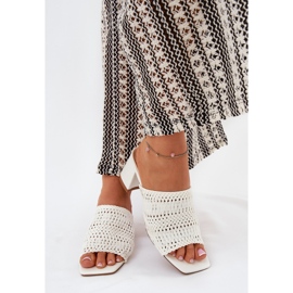 Kvinnors flip flops med vita klackar 5