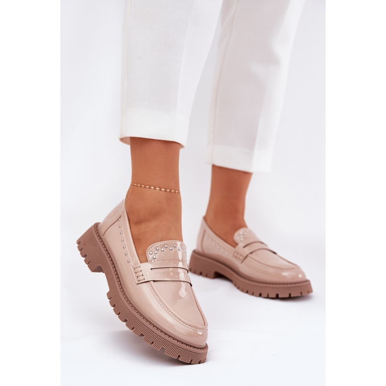Kvinnors loafers lackade med beige dekoration 2