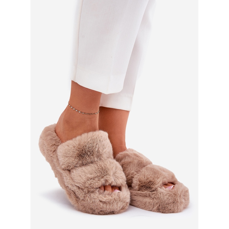 Kvinnors päls tofflor på Khaki -plattformen beige 1