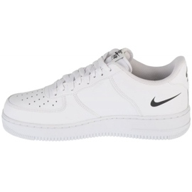 Nike Air Force 1 07 FN7807-100 skor vit 1
