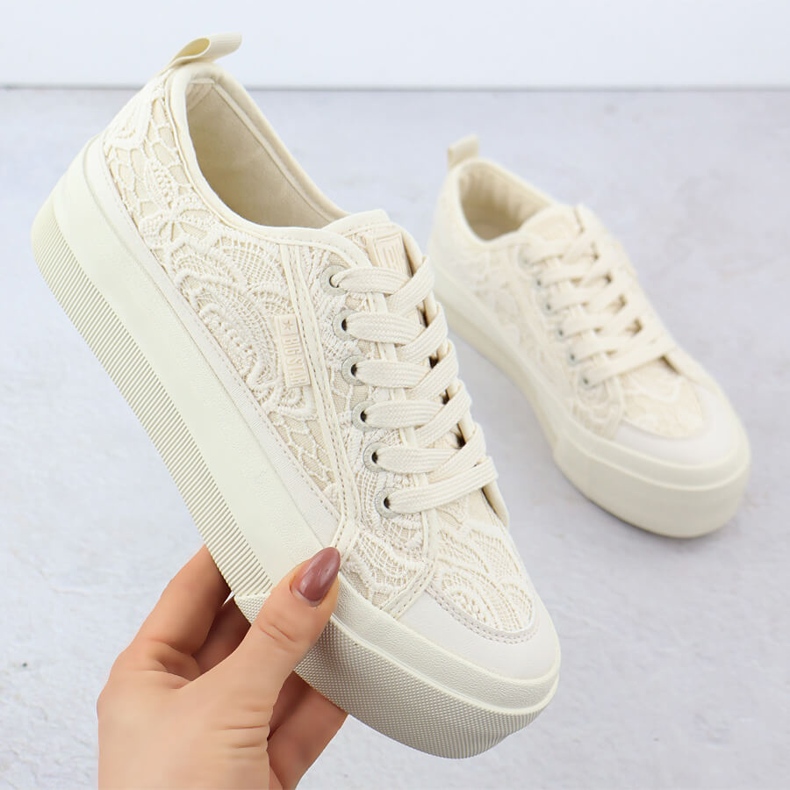 Big Star Låga kvinnors sneakers med spetsbike storstjärna RR274746 beige 1