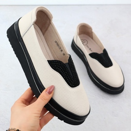 Kvinnors läderskor filippo perforerad beige 1