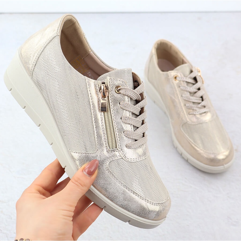 Sportskor på Golden Wedge Sabatina LH01 gyllene 1