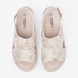 Goodin Platta sandaler med taupe spänne beige 1