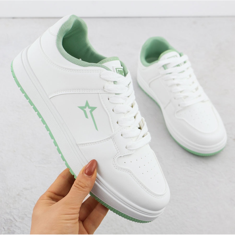 Kvinnors sportskor White Big Star RR274A246 vit 1