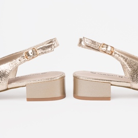 Goodin Gyllene låghöjda sandaler 1