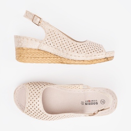 Goodin Beige genombrutna sandaler med kil 1