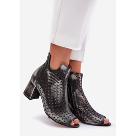 Genombrutna läderstövlar Maciejka 05420-01 Svart 1