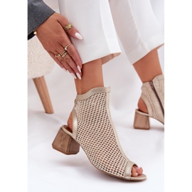 Kvinnors läderhöga klackar med en öppen maciejka häl 06899-25 Golden-Beige 7