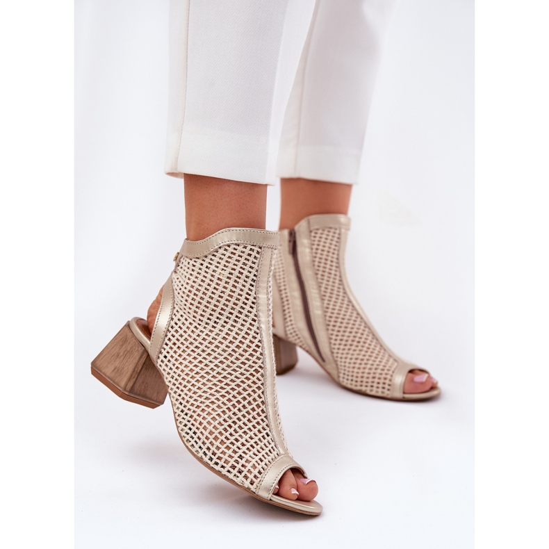 Kvinnors läderhöga klackar med en öppen maciejka häl 06899-25 Golden-Beige 2