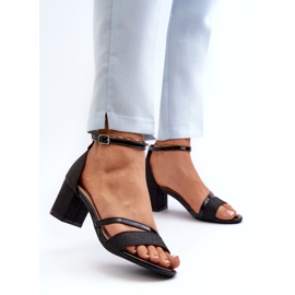 Vinceza Kvinnors glitter sandaler 20244 på en låg pelare svart 1