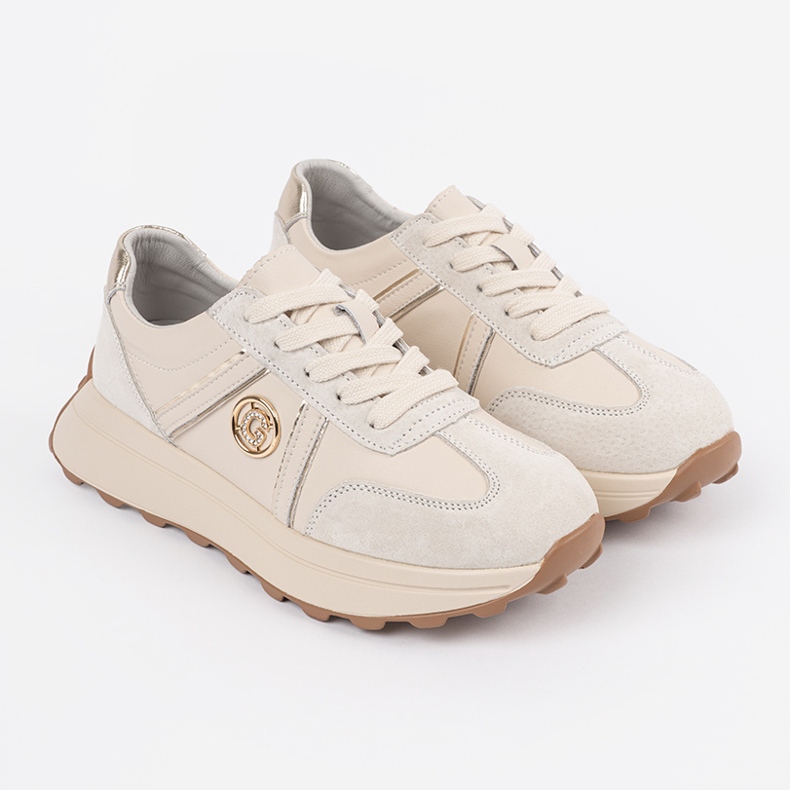Goodin Beige läder sneakers på en tjock sula 1