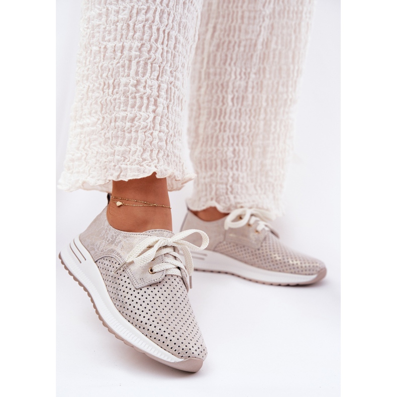 Läderljus kvinnors skor på artiker 56c2113 beige-gold plattform 2