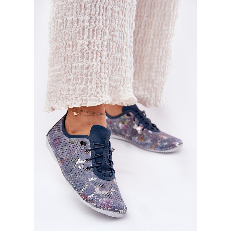 Kvinnors skor gjorda av naturläder mönstrad artiker 56c2691 blå 2