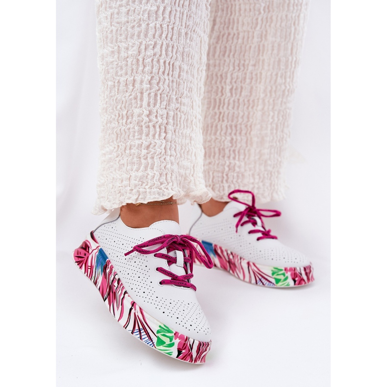 Kvinnors läder sneakers på en mönstrad Vinceza 88017 vit plattform 2