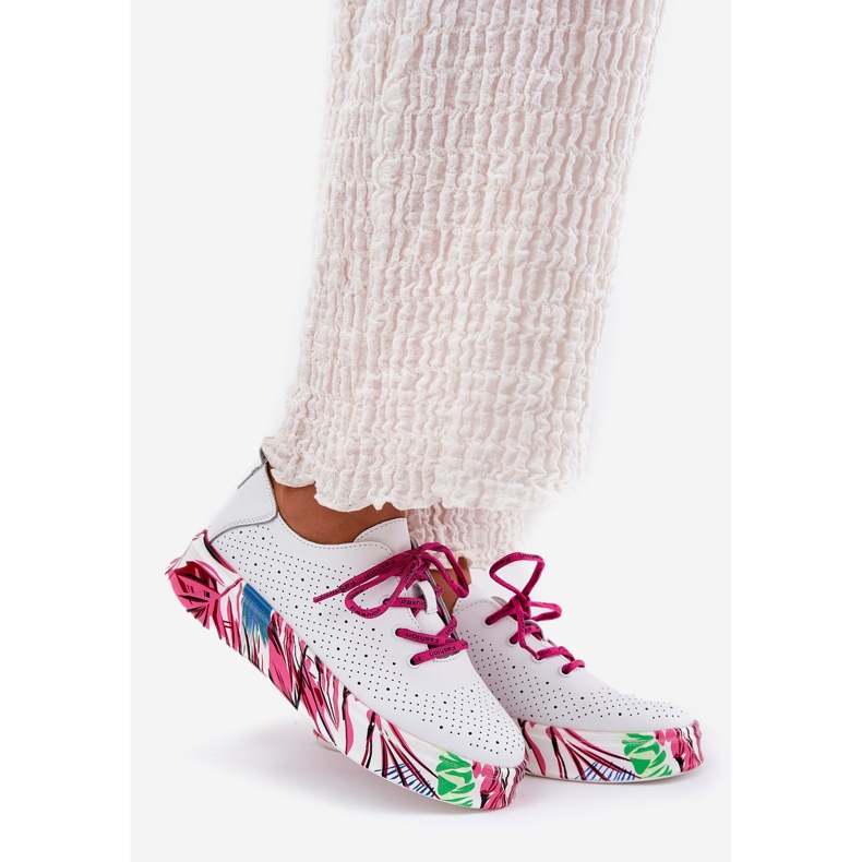 Kvinnors läder sneakers på en mönstrad Vinceza 88017 vit plattform 1