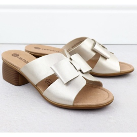 Kvinnors läderflip flops på Złote Remonte R8759-90 block gyllene 2