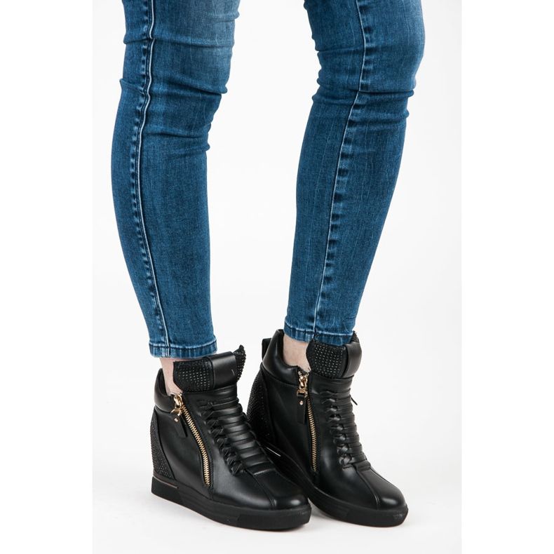 Svarta sneakers med dragkedja 1