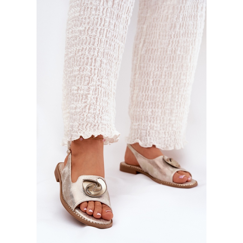 S.Barski Glänsande kvinnasandaler med en prydnad S. Barski KV51-006 Guld gyllene 2