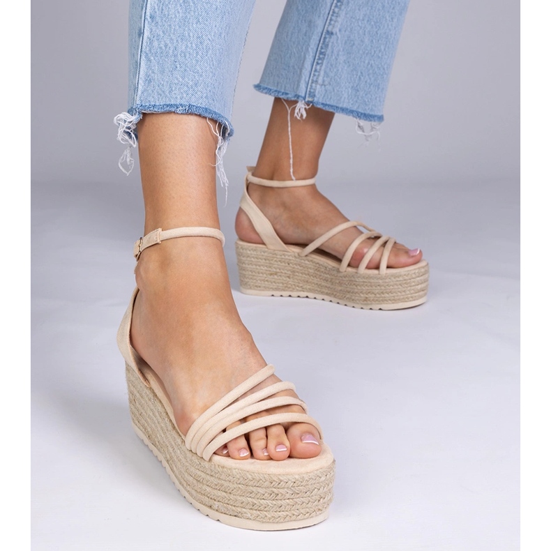 Beige Espadrilles på plattformen 2