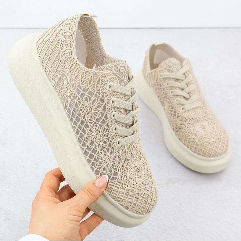 Kvinnors skor på plattformen Beige Vinceza 17371 1