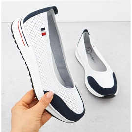 OpenWork Läder Ballerinas på den vita Filippo 6134 -plattformen 1